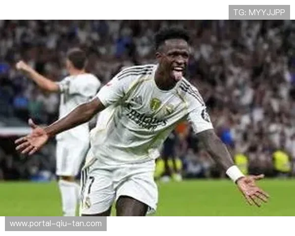 皇马主场4-1大胜皇家社会，维尼修斯点球梅开二度