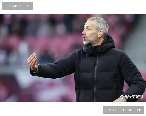 莱比锡红牛赛前高强度训练曝光，罗泽强调压迫节奏